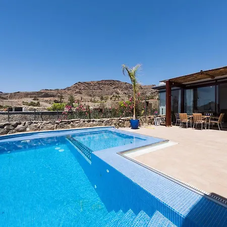 In Anfi Tauro Near Amadores Chalet