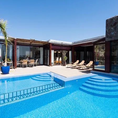 The In Has 4 Bedrooms
