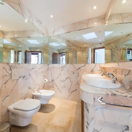 The In Has 4 Bedrooms Mogan